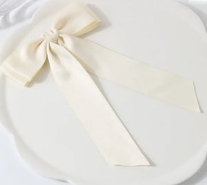 Double layer satin bows